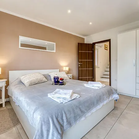 Cosy D&d By Interhome Brod Moravice