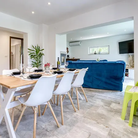 Cosy D&d By Interhome *